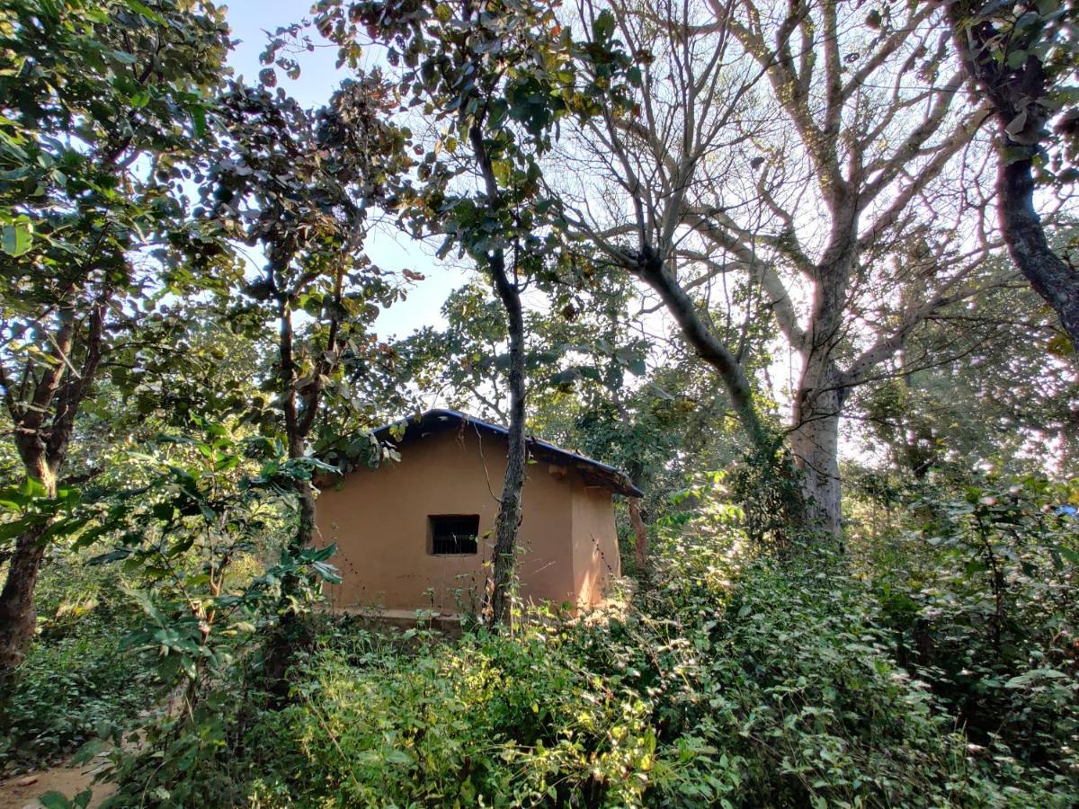 Surwahi Social Ecoestate Kānha Exterior foto